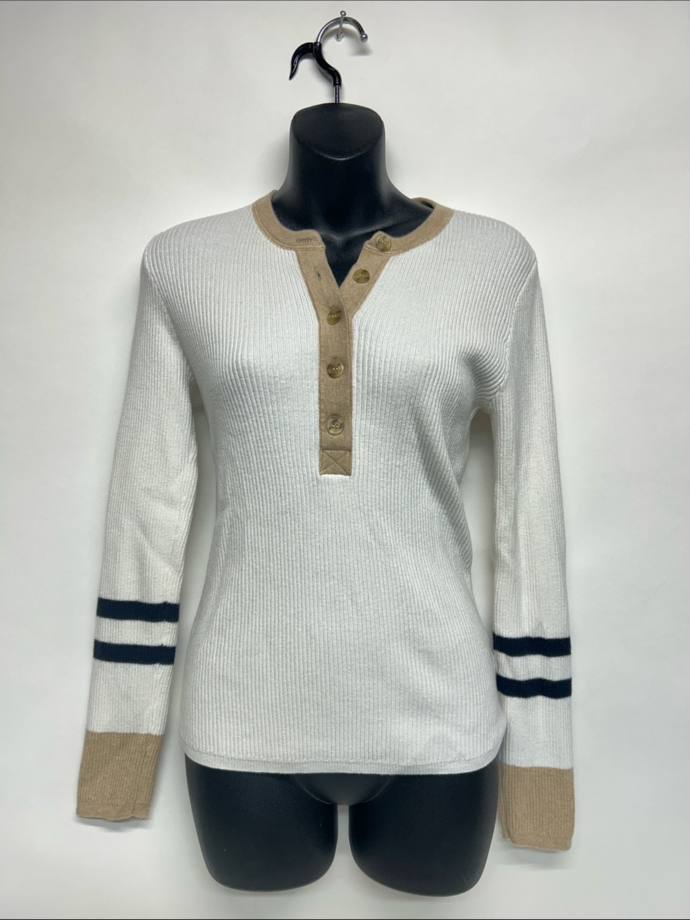 Faherty White Organic Cotton Ribbed Henley with Tan Trim small